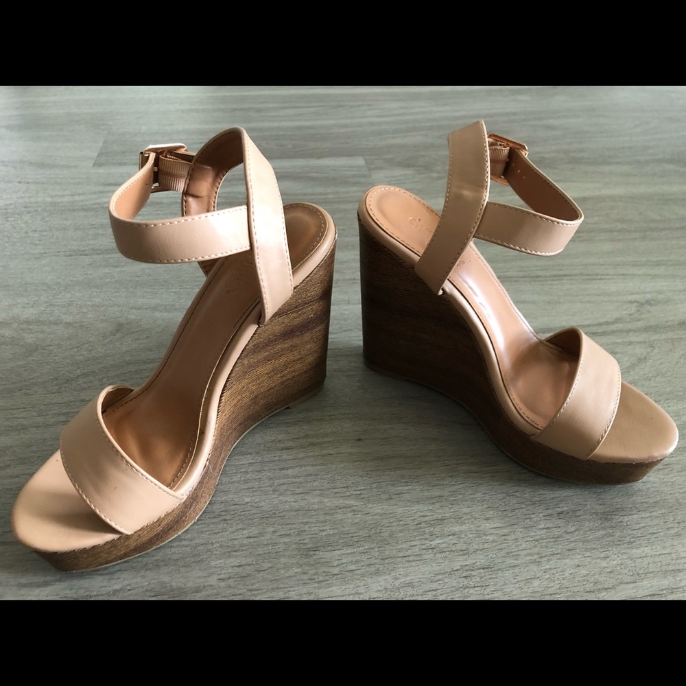 Charlotte Russe size 6 wedge heels tan/brown